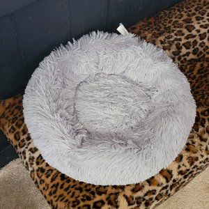 Pet Bed Soft Faux Fur Cat/Kitten Sm.Dog or Puppy.. Grey Washable Approx 16' New!